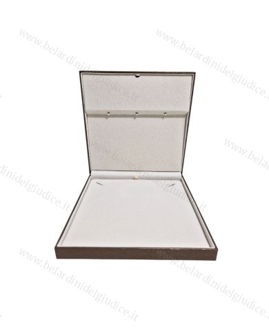 Astuccio singapore bronzo per collana