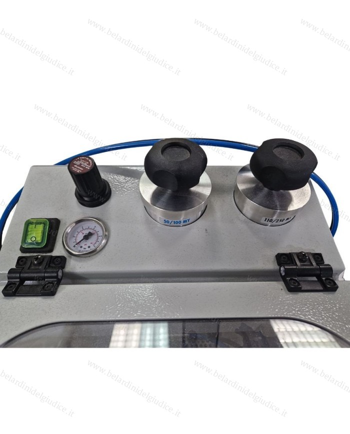 Sabbiatrice mod. Plus con 2 Serbatoi + Riciclo